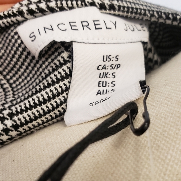 Sincerely Jules Houndstooth Open Vest - Picture 6 of 7